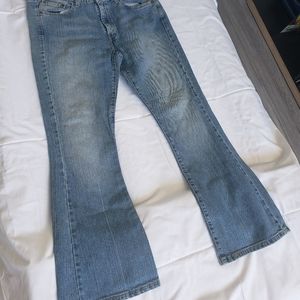 Women flared denim jeans